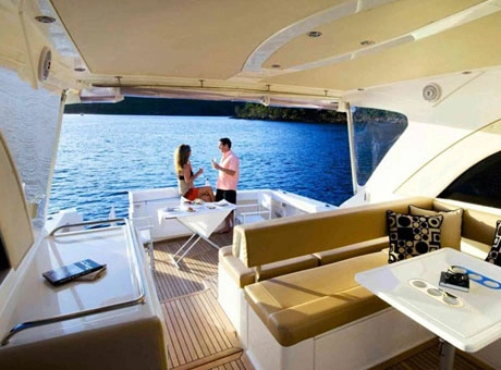 Yacht Cruise Dubai